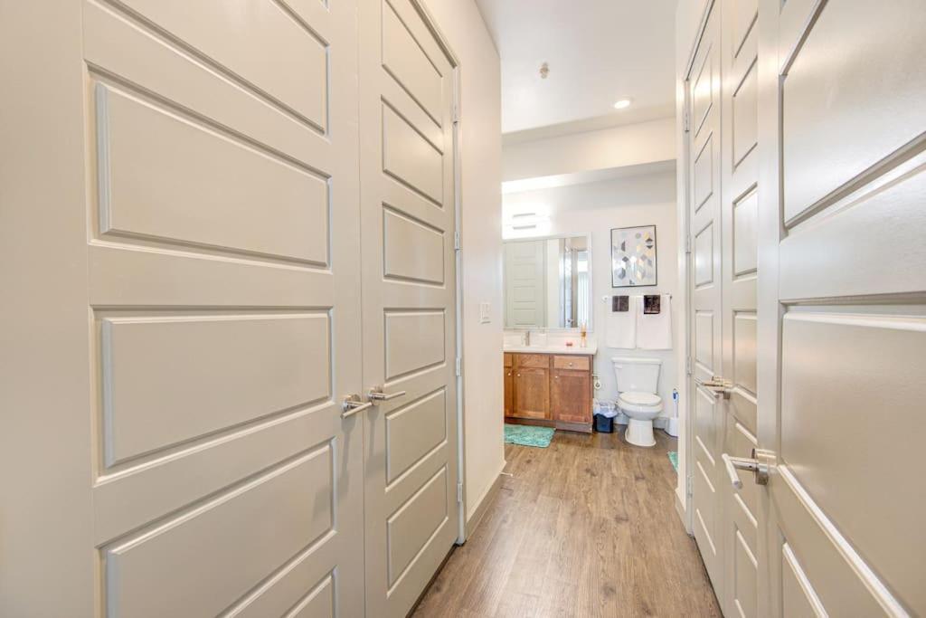 휴스턴 Trendy Downtown 1Bd/Freeparking/Wi-Fi/Pool 아파트 외부 사진